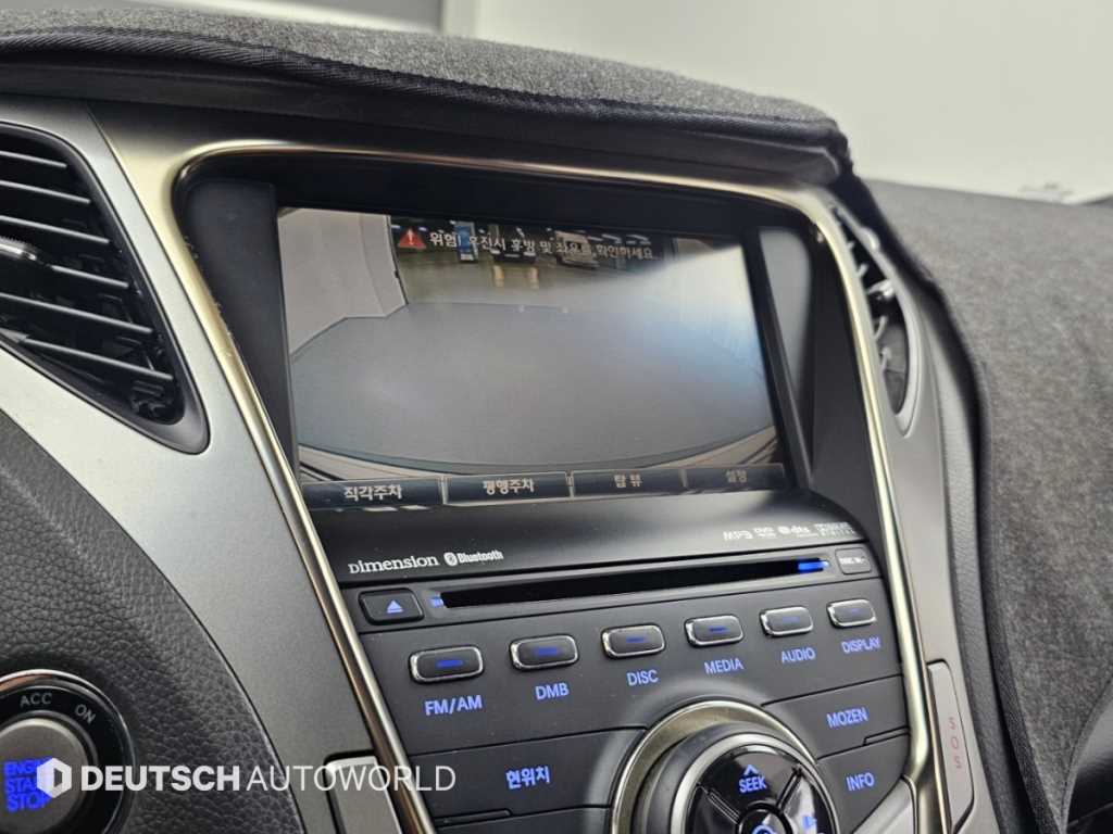 Hyundai Grandeur — photo 15