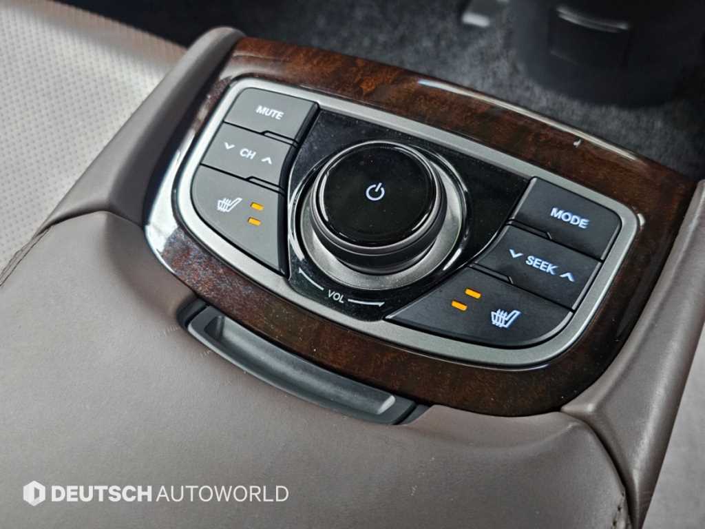 Hyundai Grandeur — photo 16