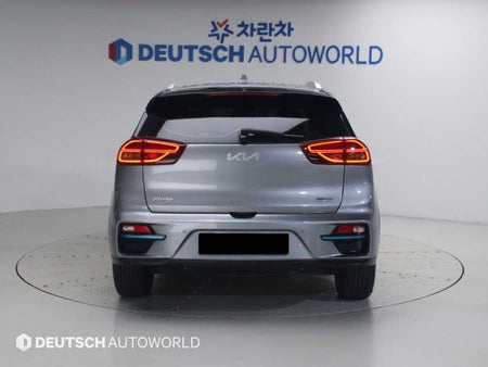Kia Niro — photo 04