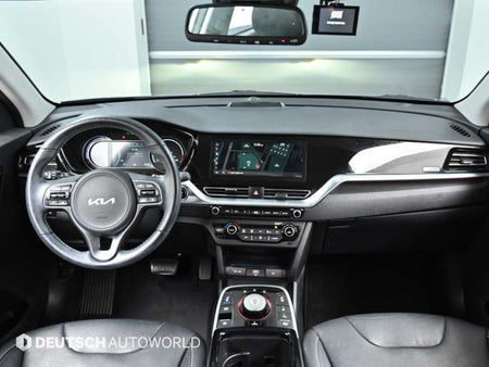 Kia Niro — photo 08