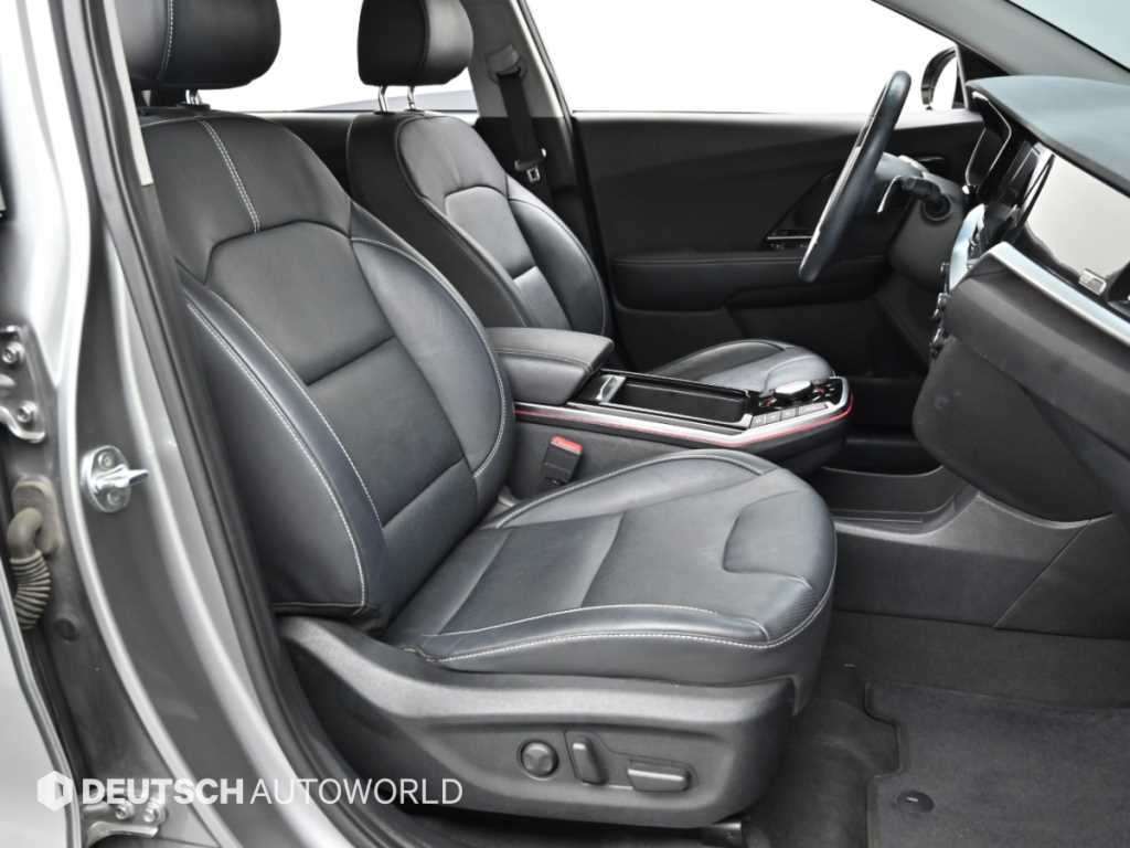 Kia Niro — photo 10