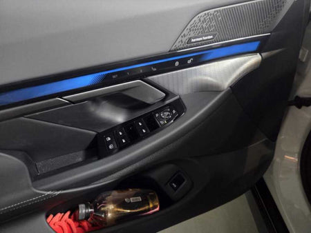 BMW 5-Series — photo 12