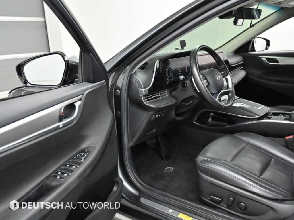Hyundai Grandeur — photo 11