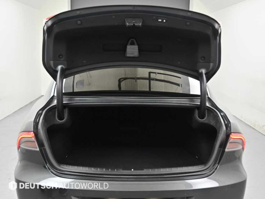 Hyundai Grandeur — photo 19