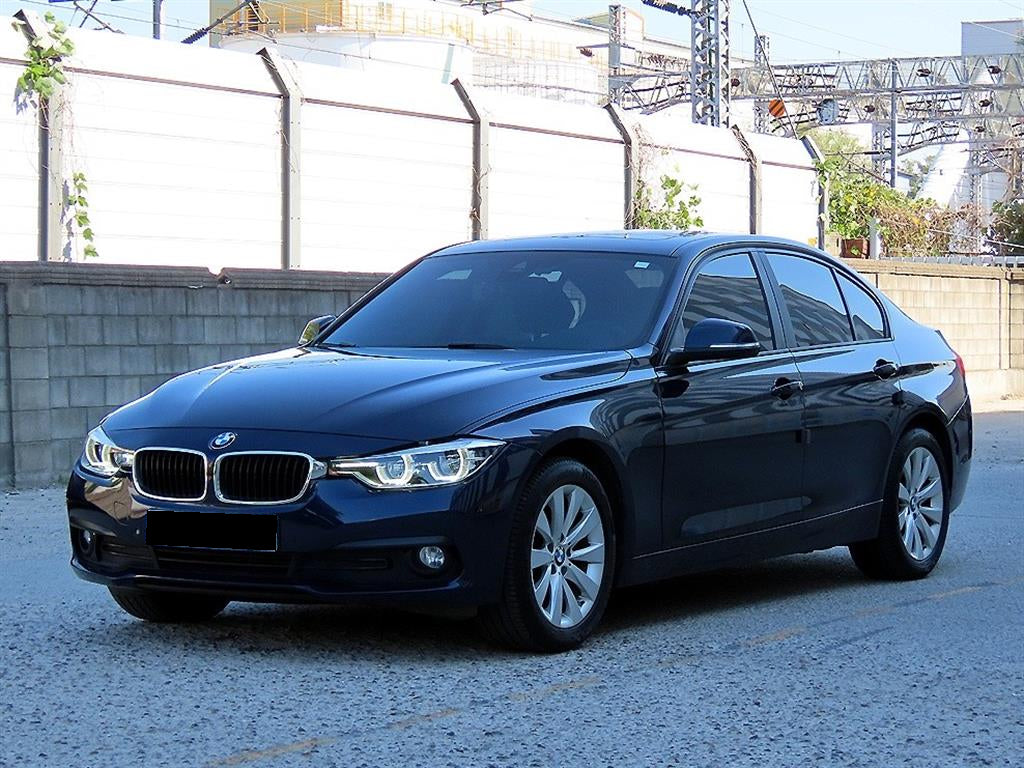 BMW 3-Series — photo 02