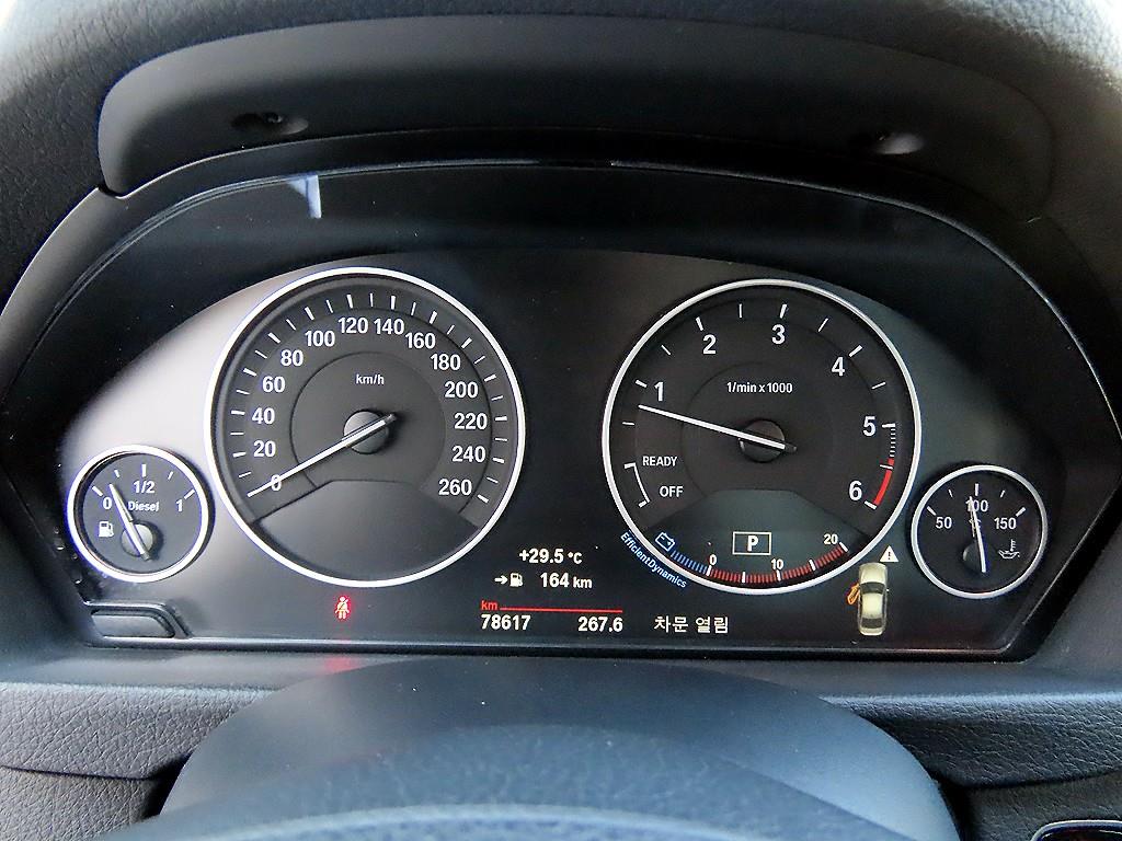 BMW 3-Series — photo 09