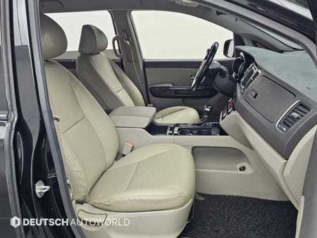 Kia Carnival — photo 10