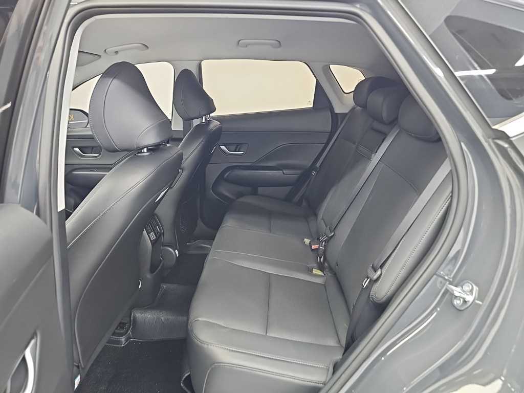 Hyundai Kona — photo 12
