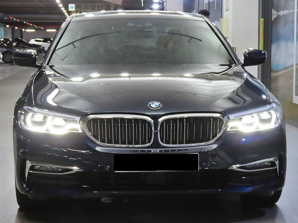 BMW 5-Series — photo 02