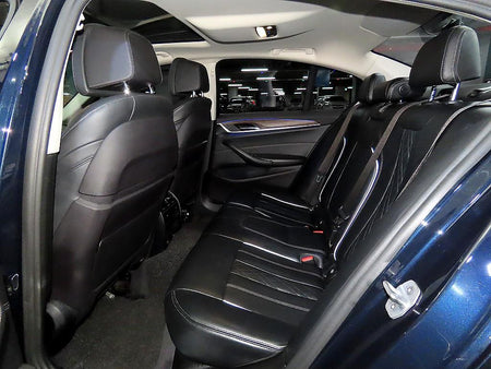 BMW 5-Series — photo 07