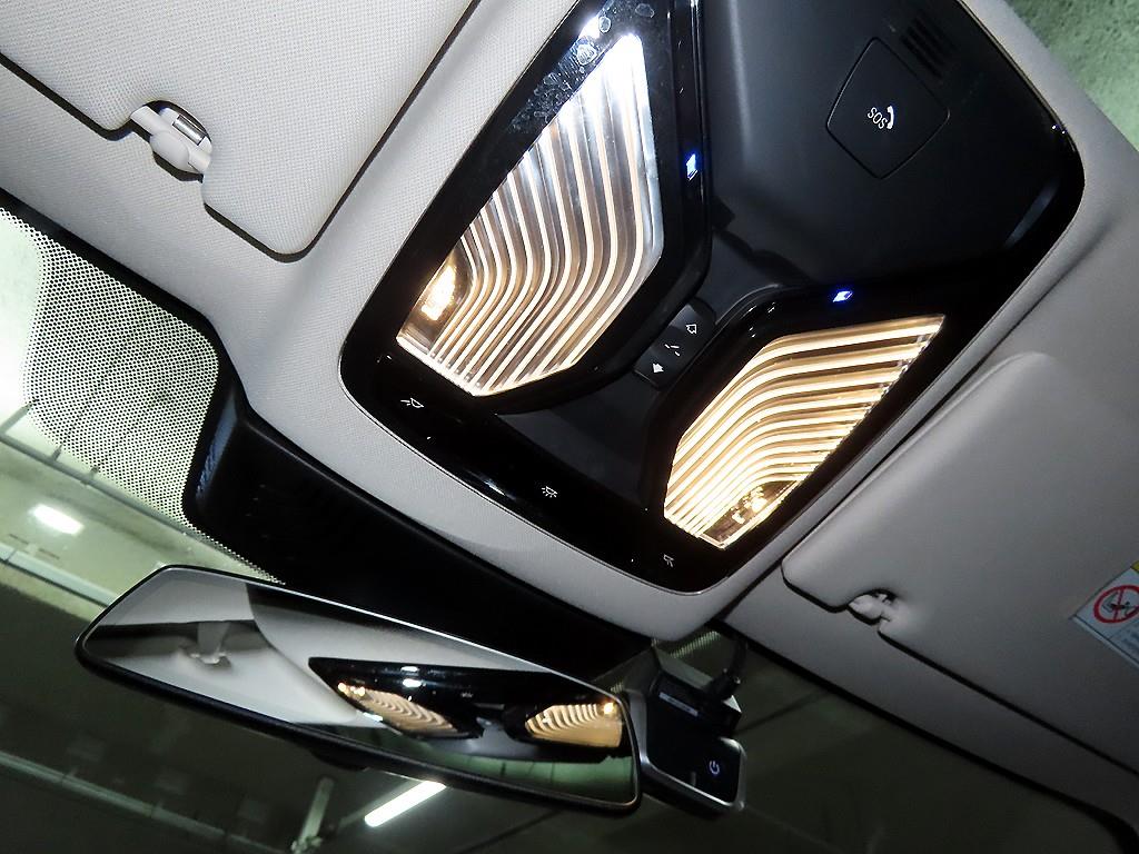 BMW 5-Series — photo 15