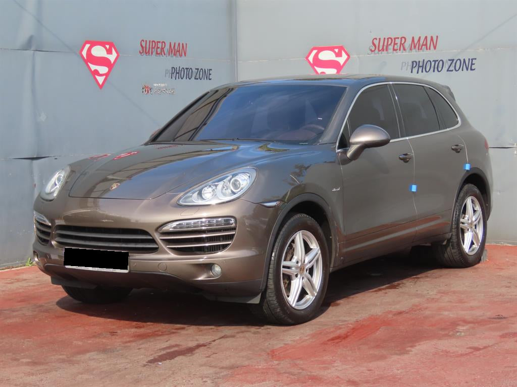 Porsche Cayenne — photo 01