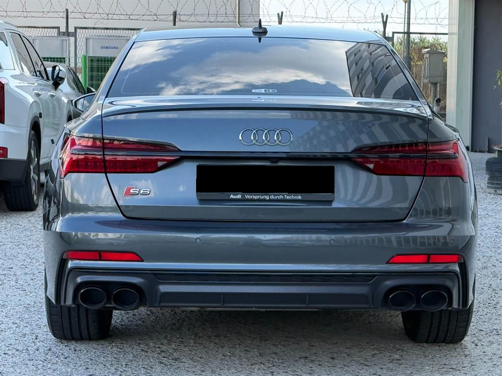 Audi S6 — photo 04