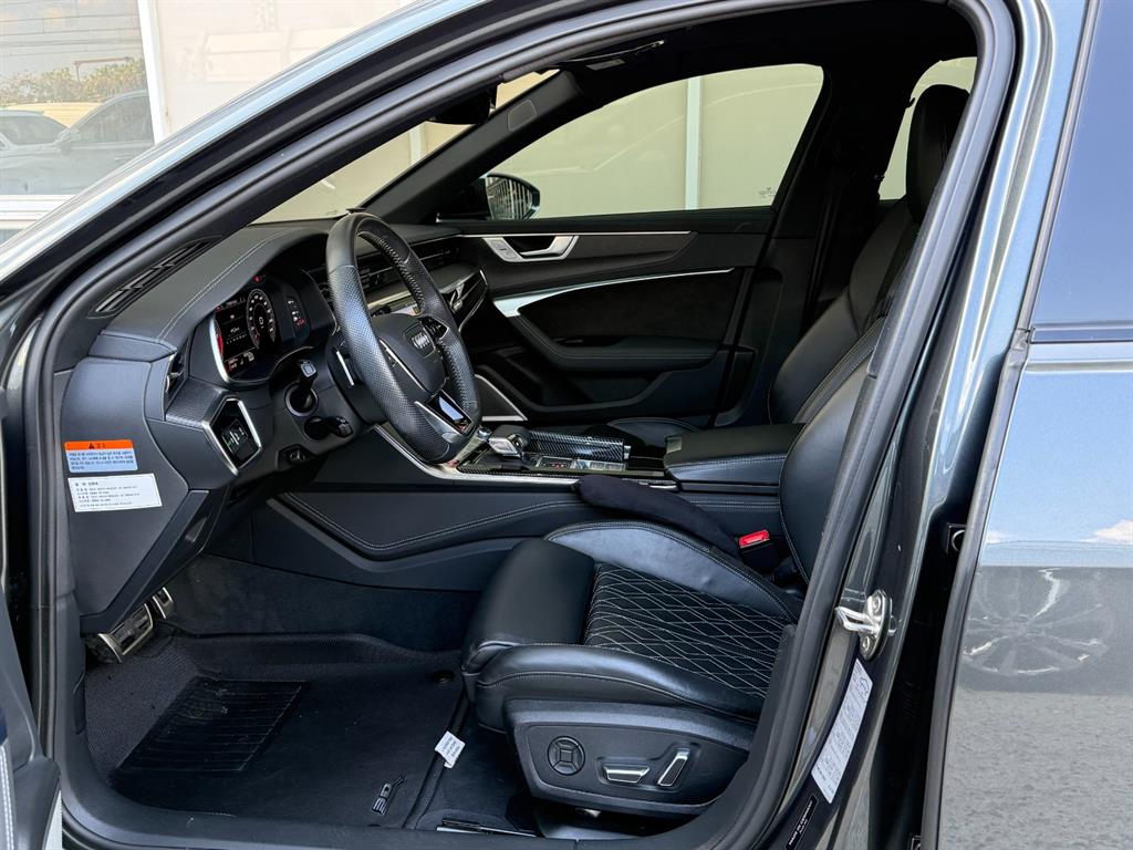 Audi S6 — photo 05