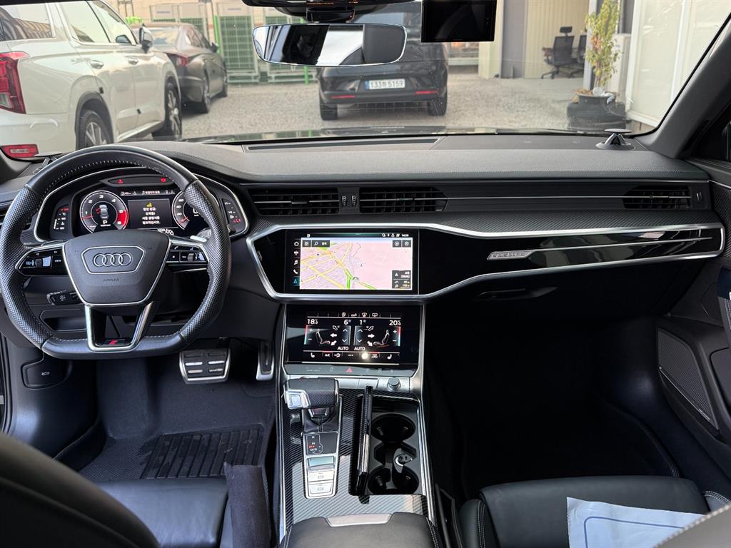 Audi S6 — photo 07