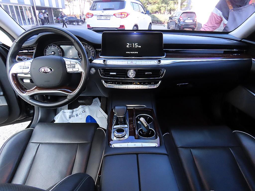 Kia K9 — photo 07