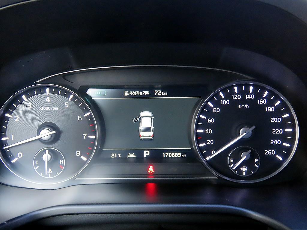 Kia K9 — photo 09