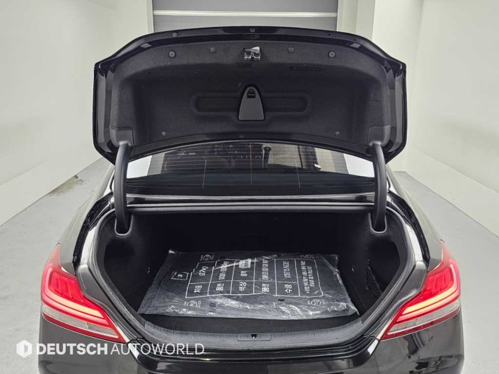 Genesis G70 — photo 19