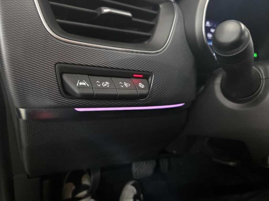 RENAULT XM3 — photo 09