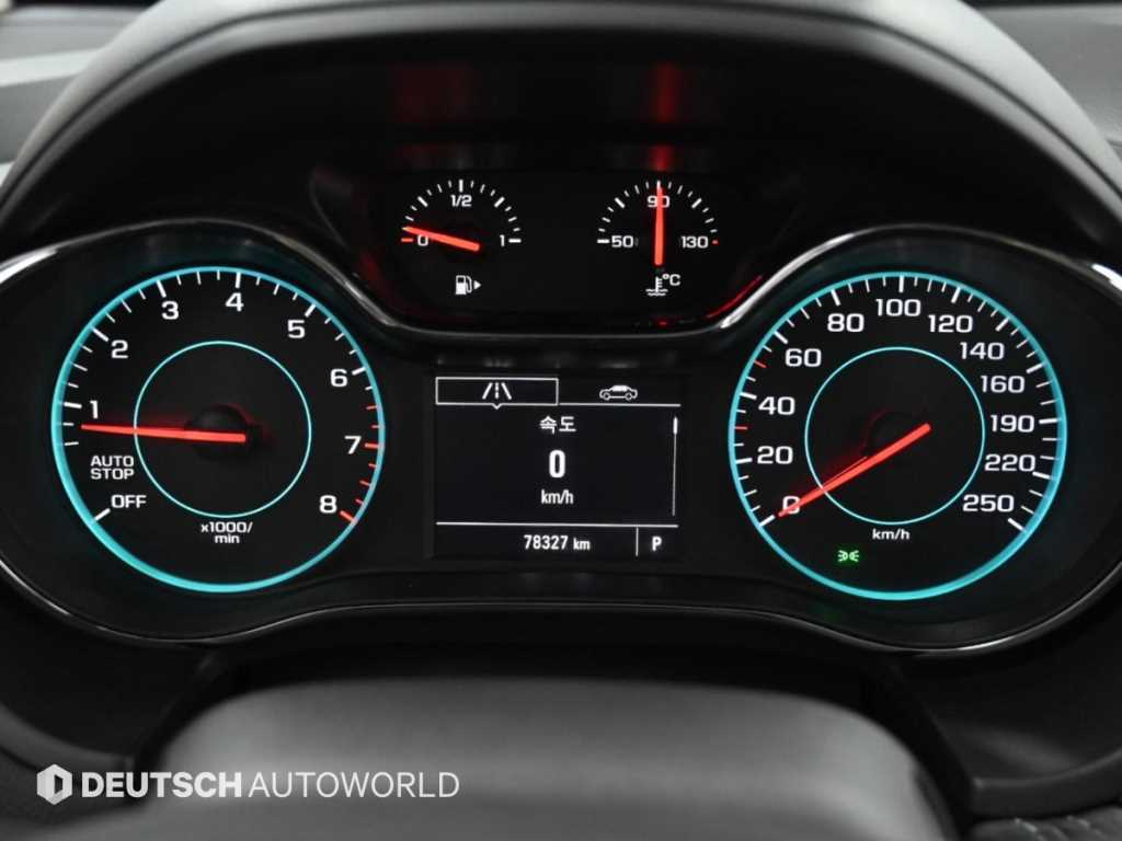 CHEVROLET Cruze — photo 08