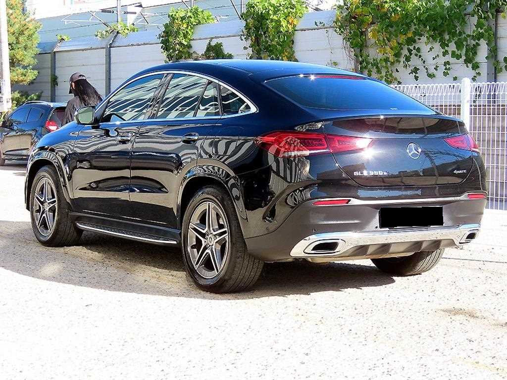 Mercedes-Benz GLE-Class — photo 03