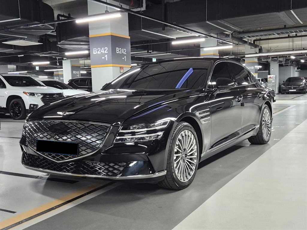 Genesis G80 — photo 01