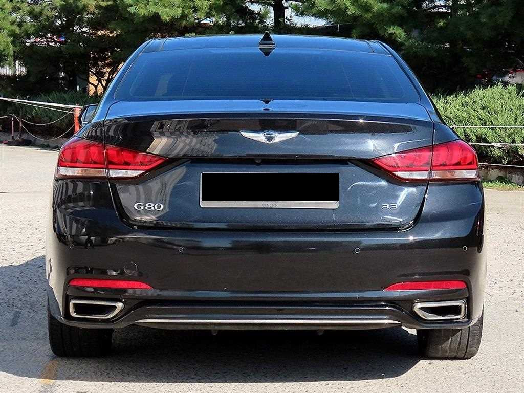 Genesis G80 — photo 04