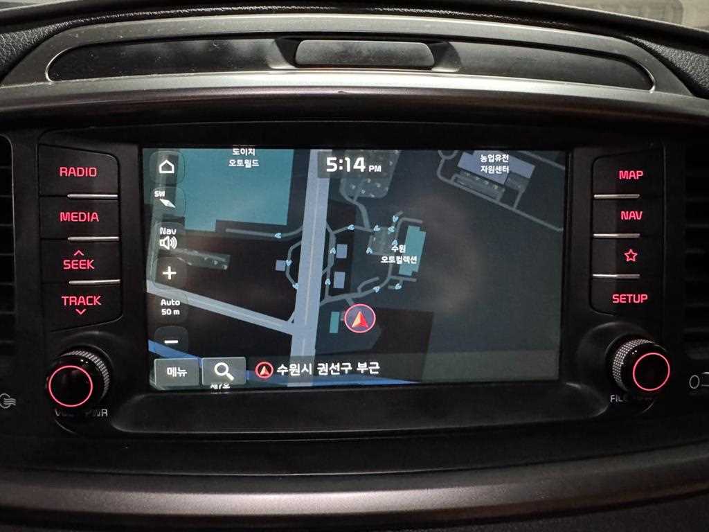 Kia Sorento — photo 11