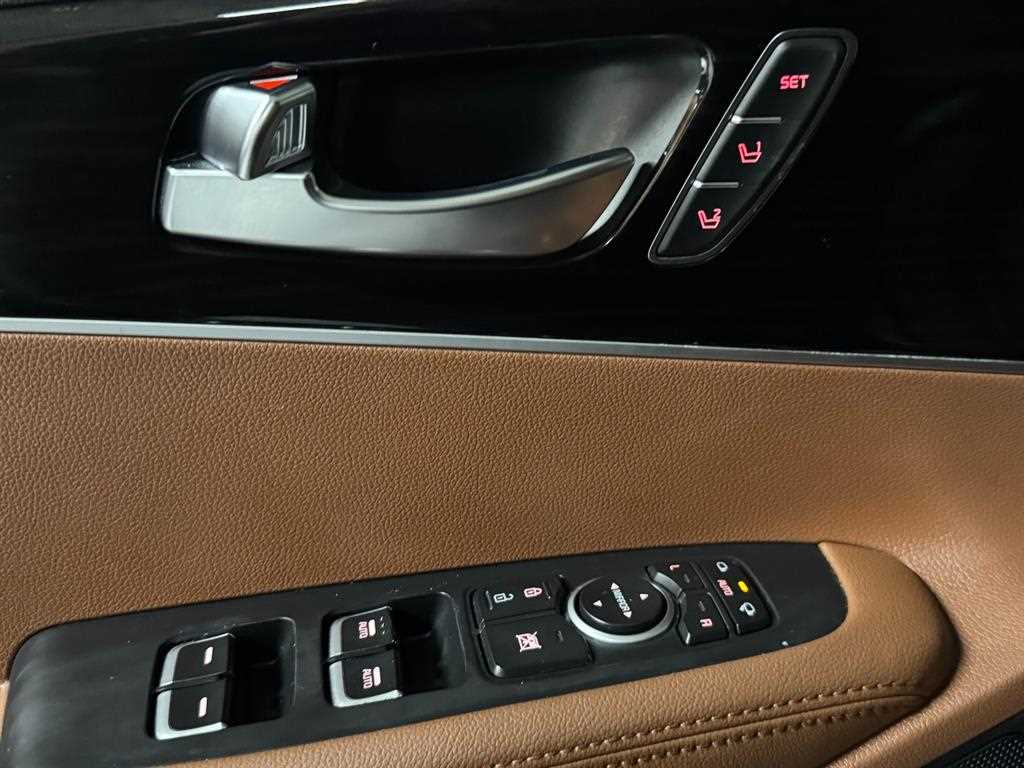 Kia Sorento — photo 15