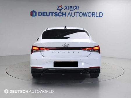 Hyundai Avante — photo 04