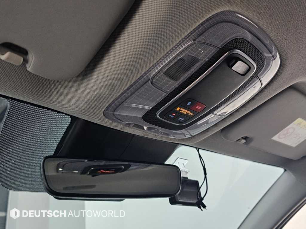 Hyundai Avante — photo 18