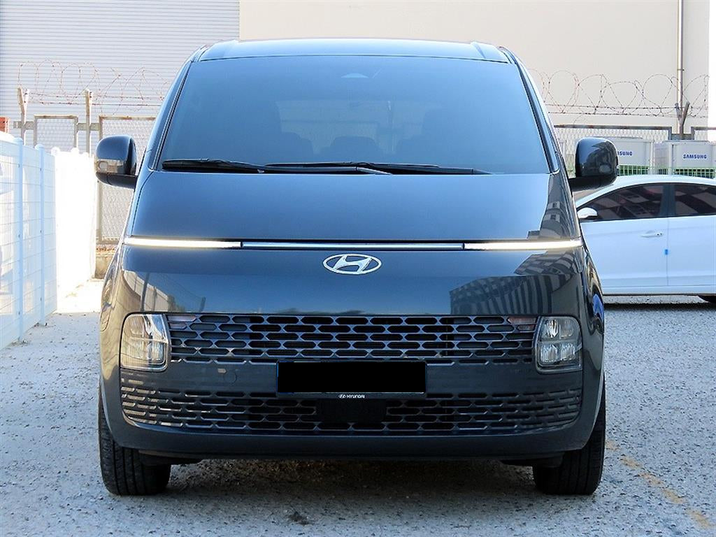 Hyundai Staria — photo 01