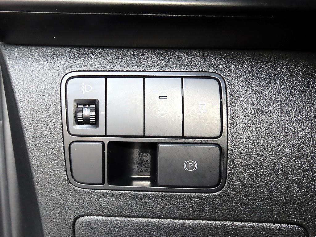 Hyundai Staria — photo 13