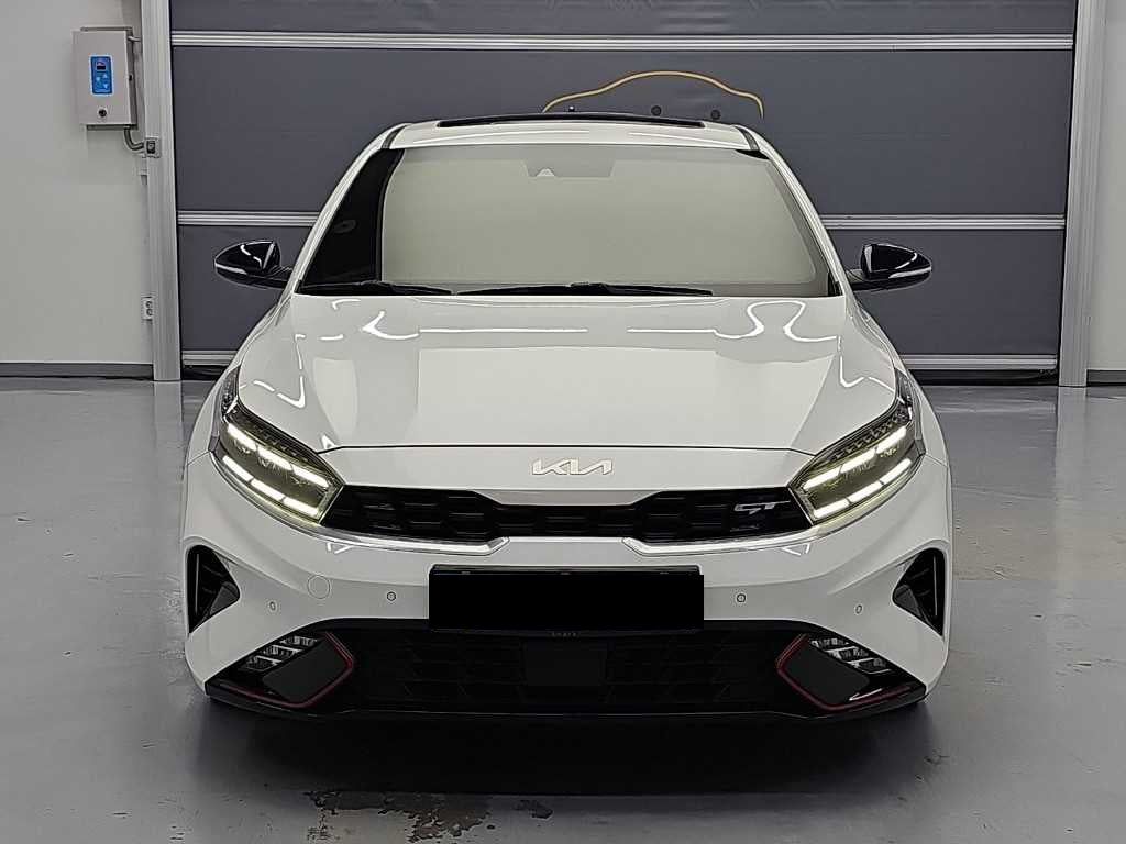 Kia K3 — photo 02