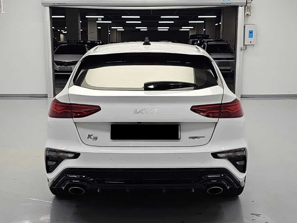 Kia K3 — photo 03