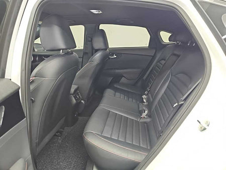 Kia K3 — photo 12
