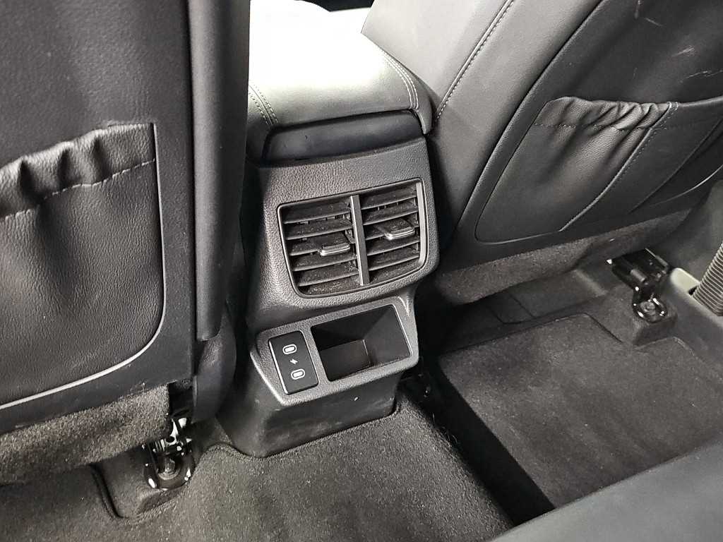 Kia Seltos — photo 13
