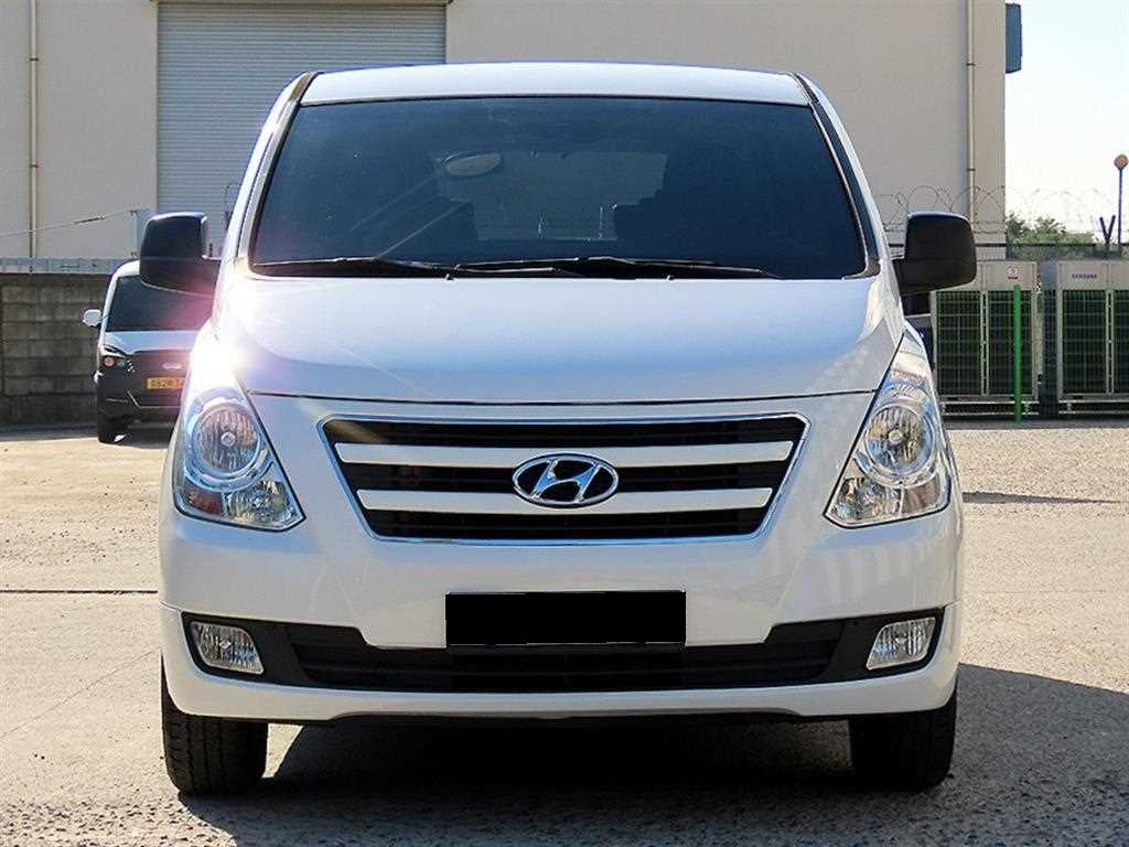 Hyundai Starex — photo 01