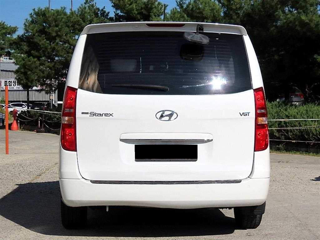 Hyundai Starex — photo 04