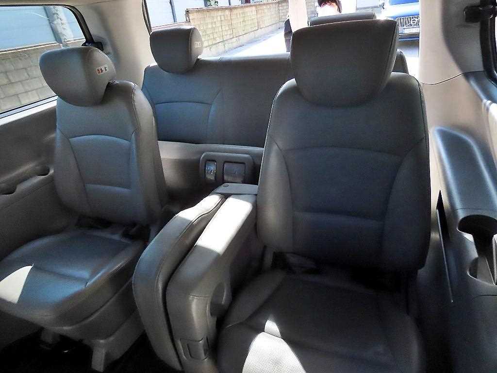 Hyundai Starex — photo 07