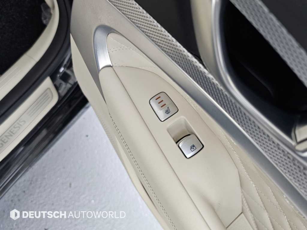 Genesis G70 — photo 16