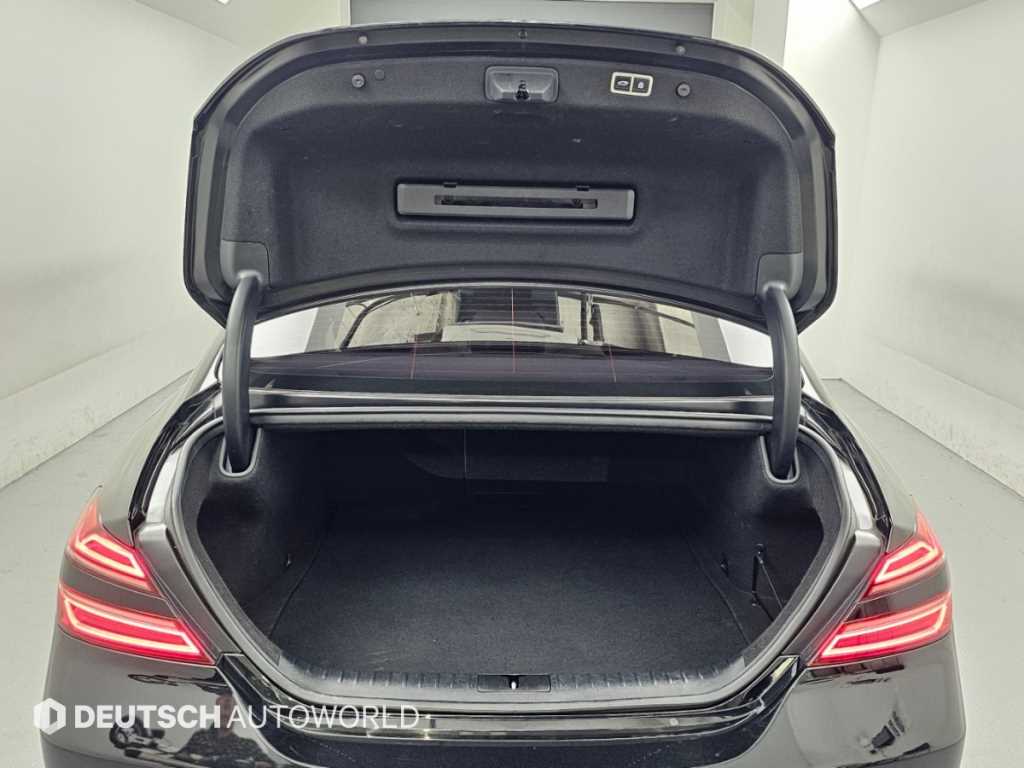 Genesis G70 — photo 19