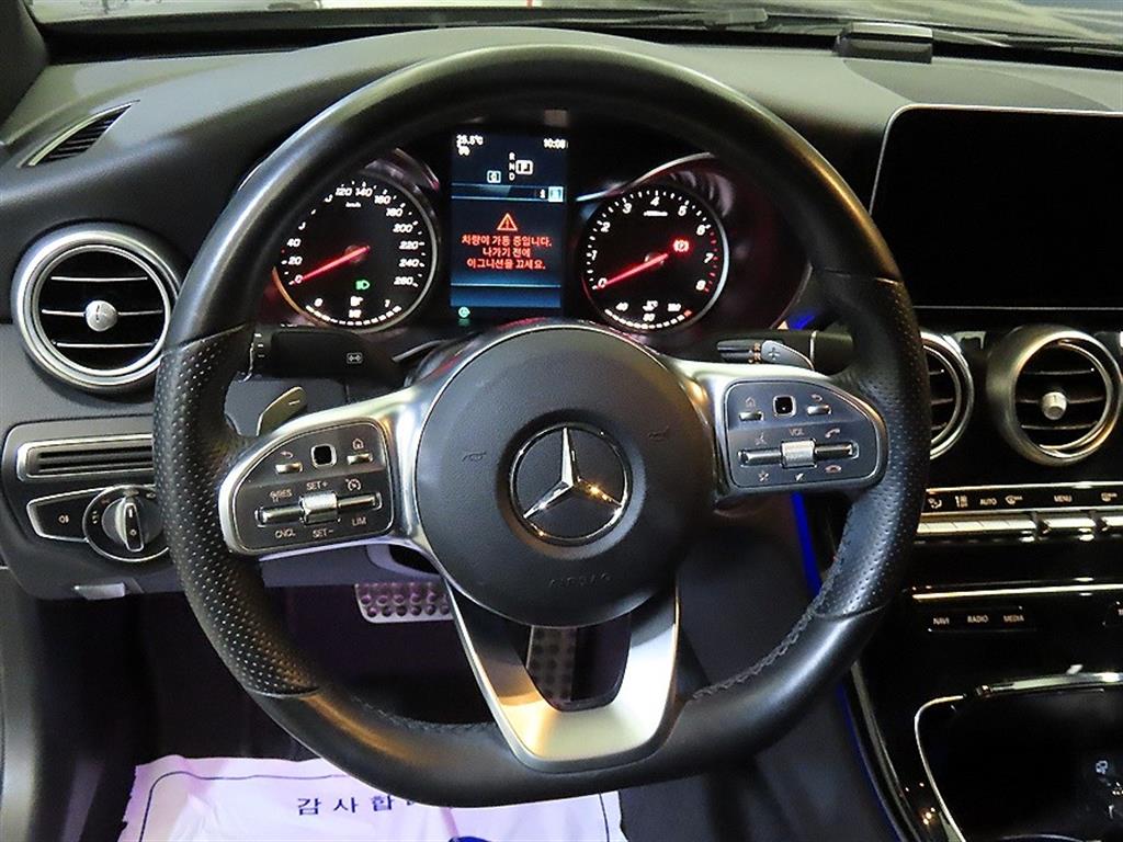 Mercedes-Benz C-Class — photo 13