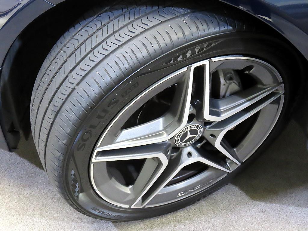 Mercedes-Benz C-Class — photo 20
