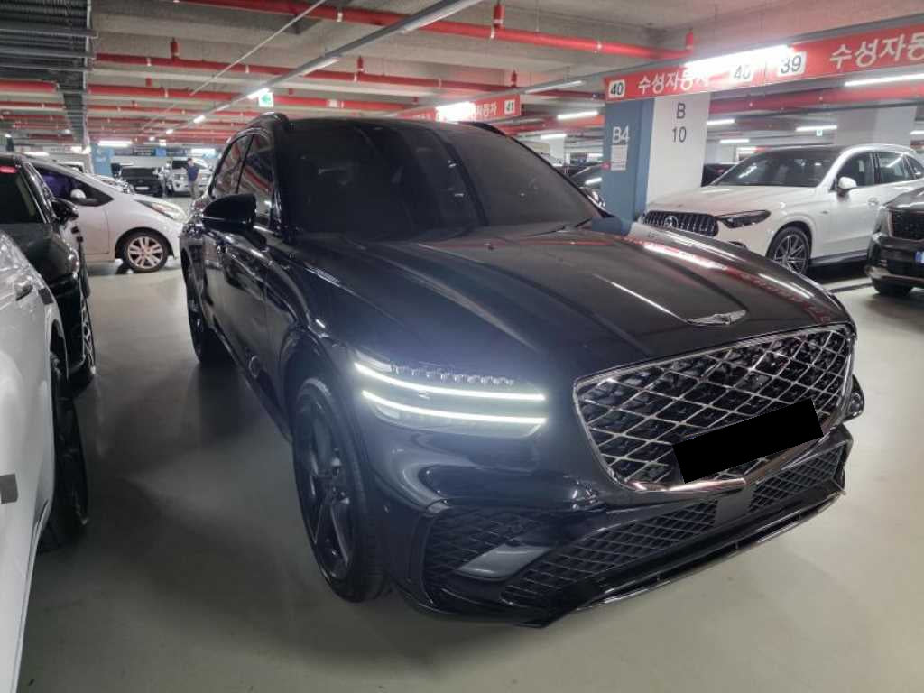 Genesis GV70 — photo 07