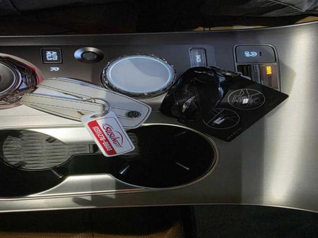Genesis GV70 — photo 18