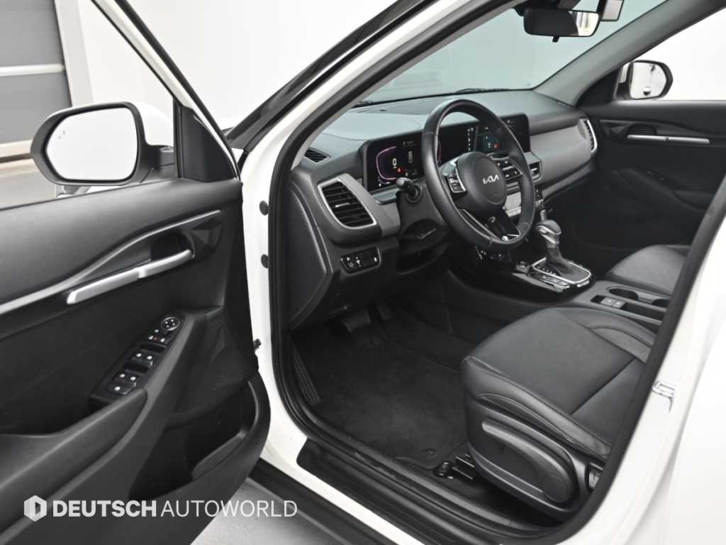 Kia Seltos — photo 11