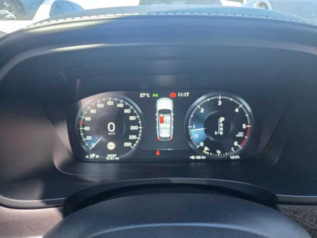 Volvo V90 — photo 06