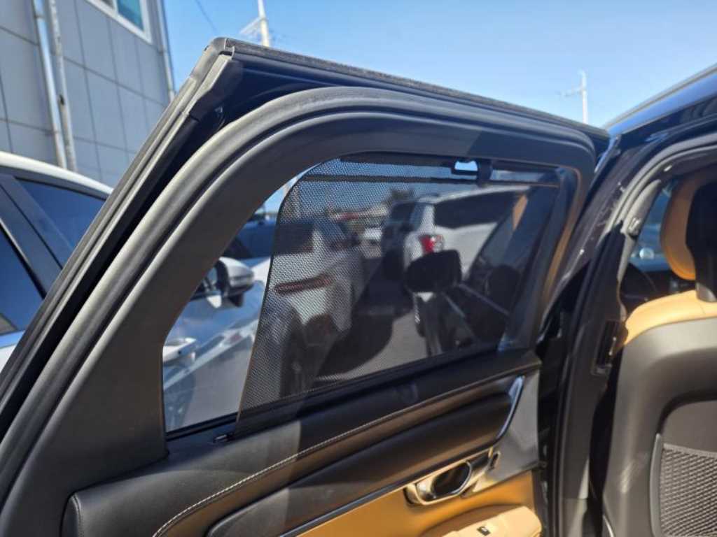 Volvo V90 — photo 15