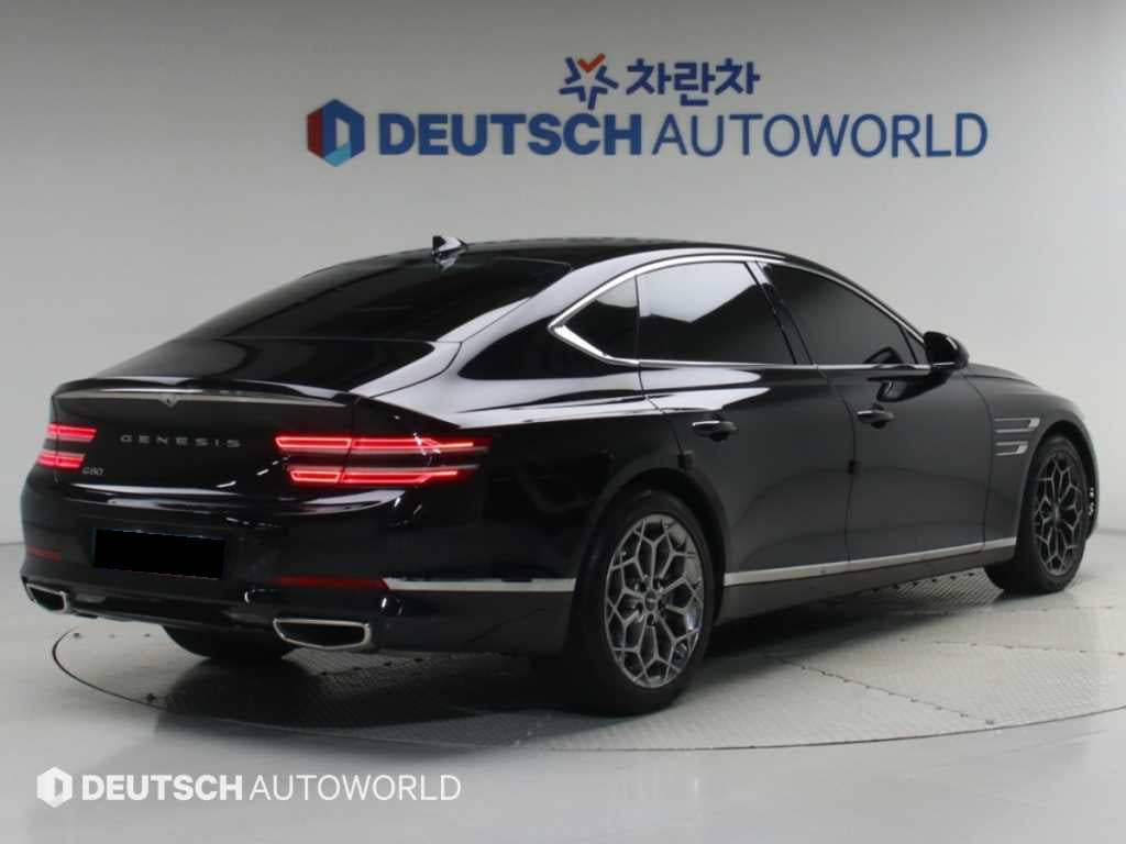 Genesis G80 — photo 02